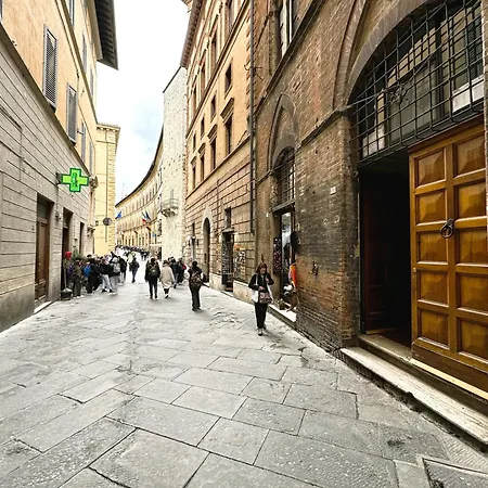 Marilyn - Near The Duomo Апартаменты Сиена