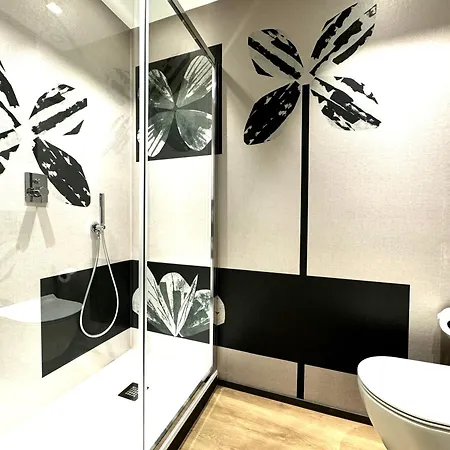 Marilyn - Near The Duomo شقة