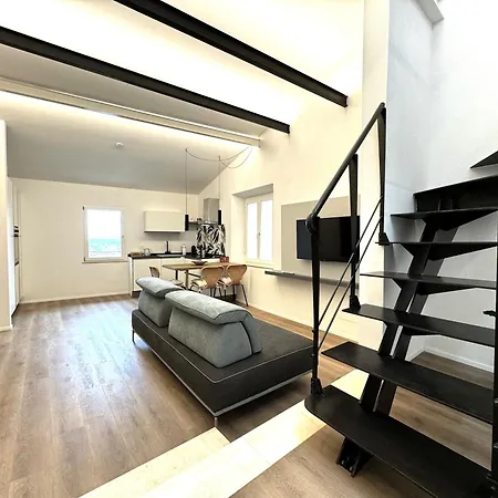 Marilyn - Near The Duomo 아파트 *